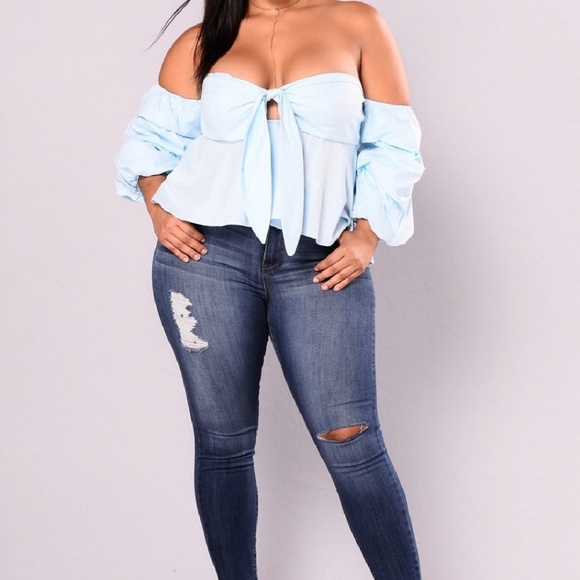 Fashion Nova Tops - Fashion Nova Cake By The Ocean Ruffle Top 2X